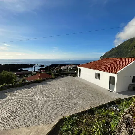 Feriehus Longitude 31 House