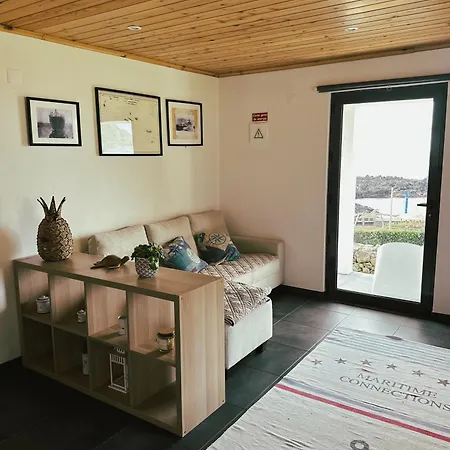 Longitude 31 House